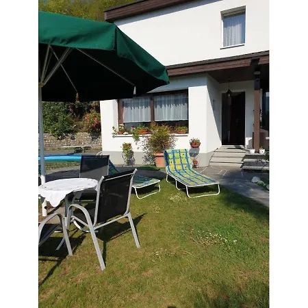In Bifamiliare Con Piscina Apartment *